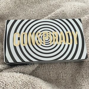 Jeffree Star x Shane Dawson Conspiracy Palette